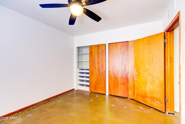 Building Photo - 1301 W Osborn Rd