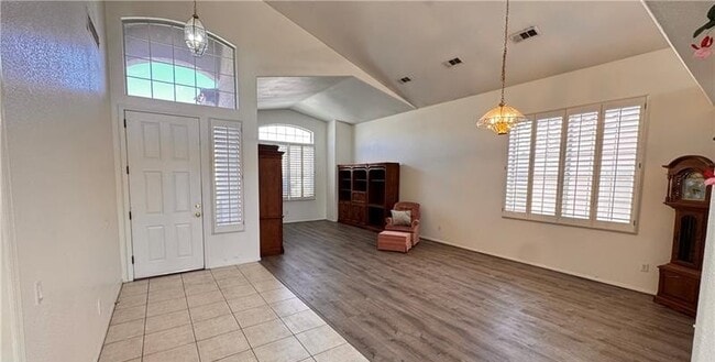Building Photo - 8609 Highland View