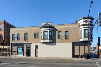 Building Photo - 2350 N Kimball Ave