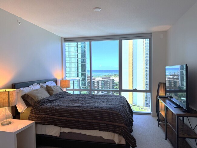 Building Photo - Waihonua - Two Bedroom, Two Bath, One Park...