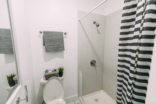 Floorplan - 1707 36th Avenue