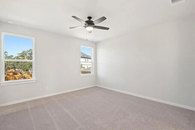 Building Photo - 356 Milkwood Ter