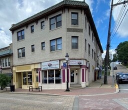 Building Photo - 2905 Glenmore Ave