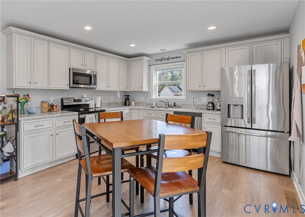 Building Photo - 2446 Gracie White Cir