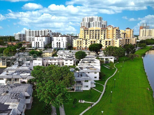 Building Photo - 7324 SW 82nd St