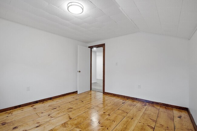 Building Photo - 47 Railroad Ave