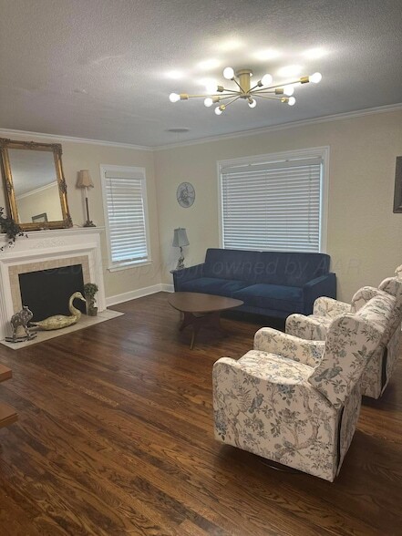 Building Photo - 1118 Bellaire St