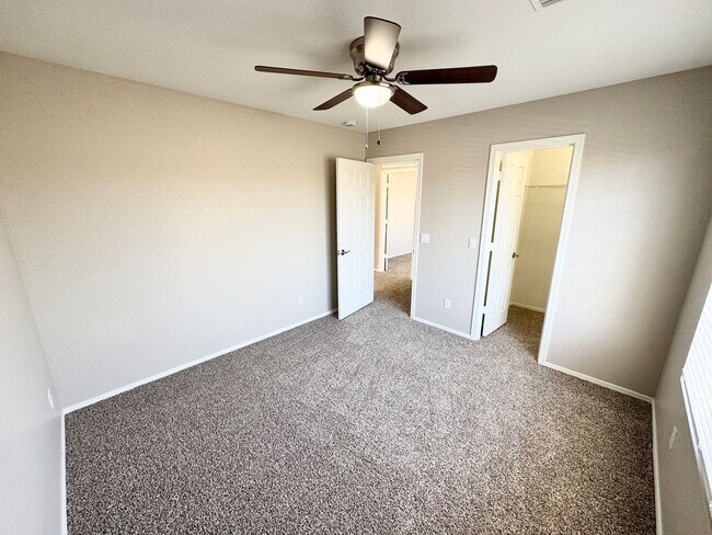 Building Photo - Remodeled 5 Bedroom/3 Bath Home. Upgraded Flooring & Kitchen!