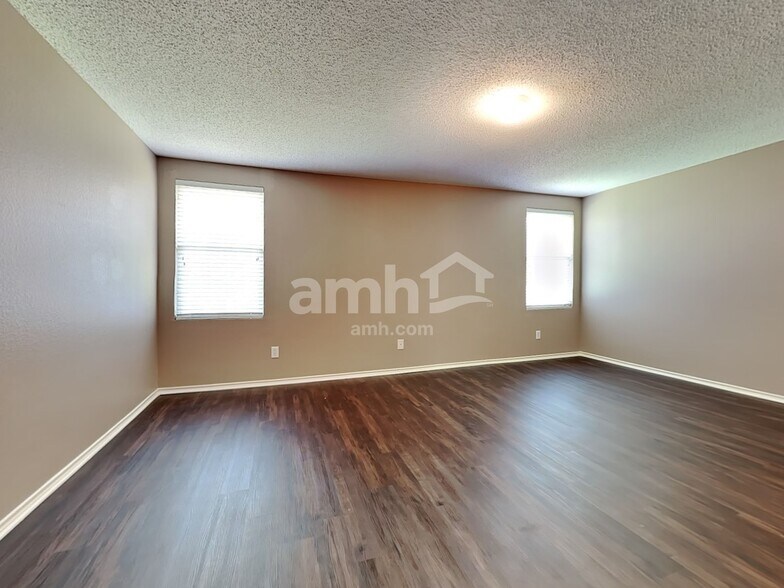 Building Photo - 3028 Misty Ridge Ln