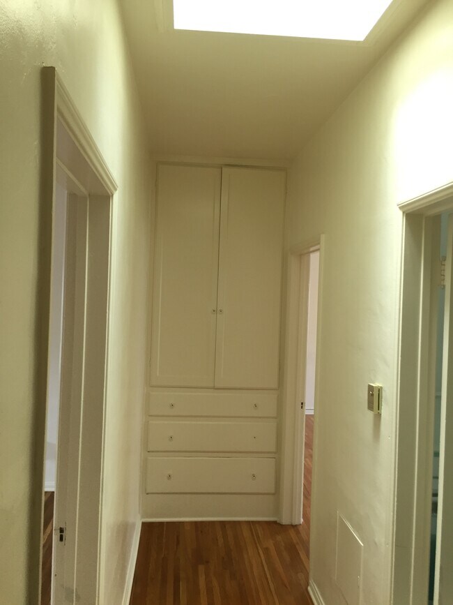 Upstairs hallway with skylight - 1054 Masselin Ave