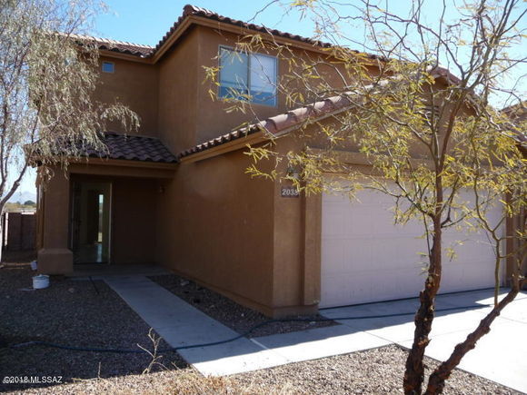 Building Photo - 2038 Silver Grass Pl