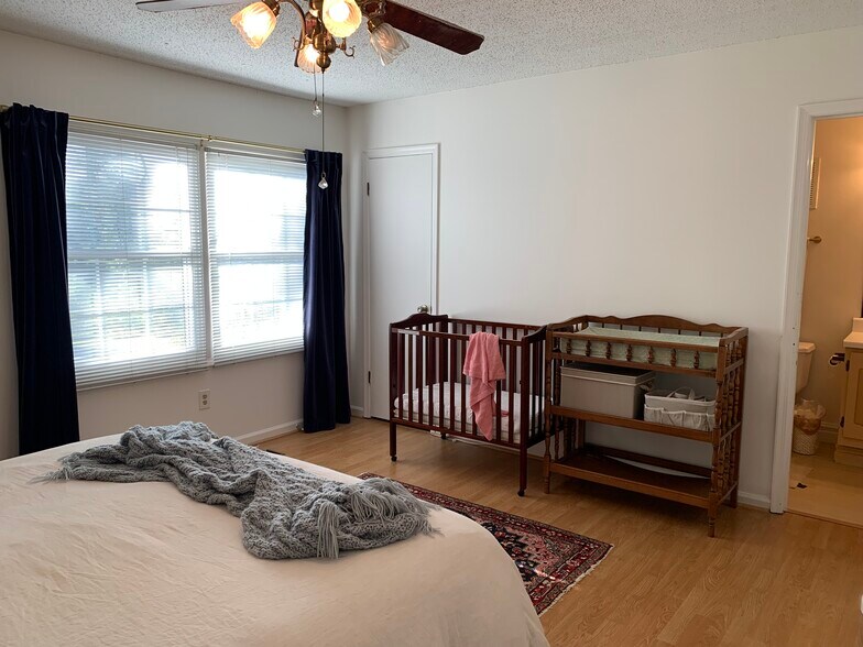 Building Photo - 602 Old Rocky Ridge Ln