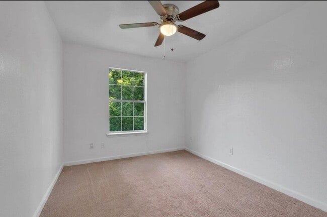 Building Photo - 1264 Ocala Rd