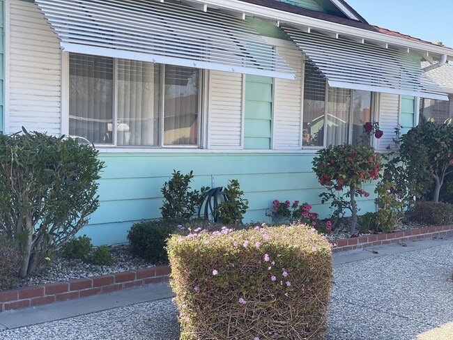 Building Photo - 0166 - MERRY LN