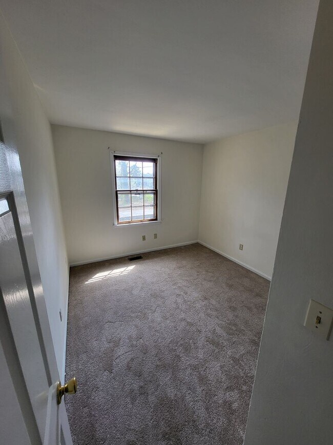 Building Photo - CAMPUS EAST