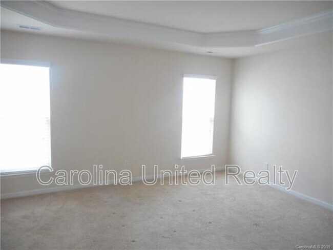 Building Photo - 6538 Portland Rose Ln