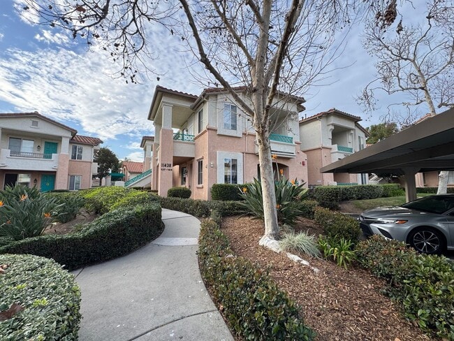 Building Photo - 2 Bedroom First Floor Condo in Rancho San Diego