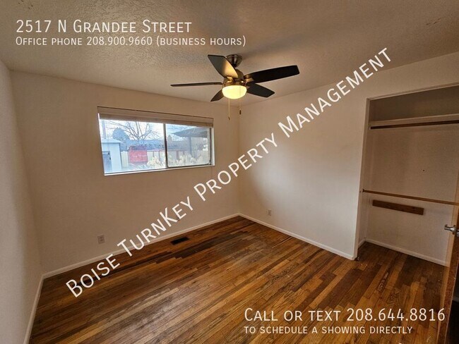Building Photo - 2517 N Grandee St