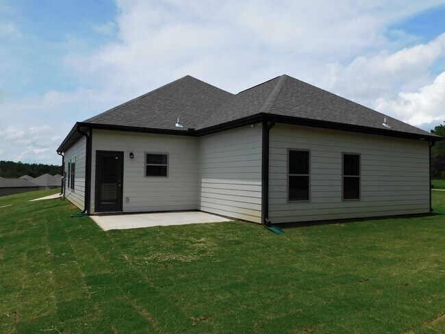 Building Photo - Home for rent in Brookwood, AL.... Available to View Now!!!
