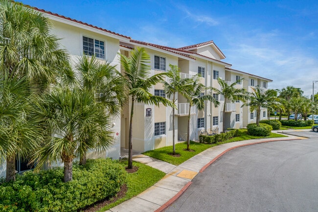 Building Photo - Legacy at Davie