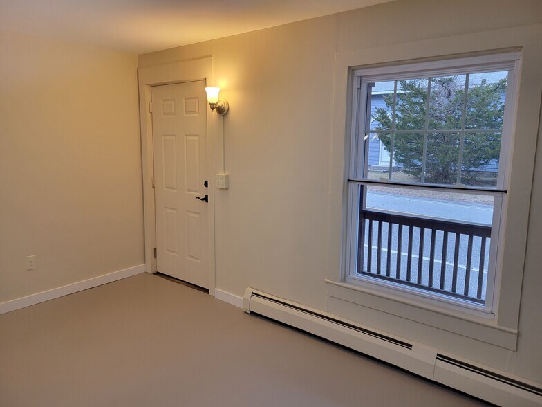 Building Photo - 724 Route 163