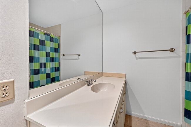 Building Photo - 2829 Timmons Ln