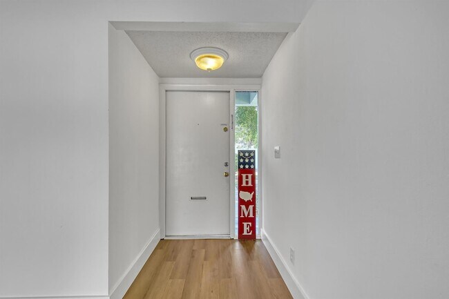 Building Photo - 241 NW 15th St