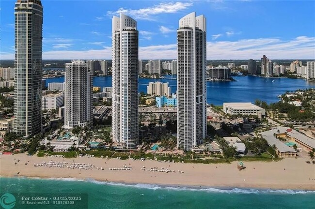 Building Photo - 18201 Collins Ave