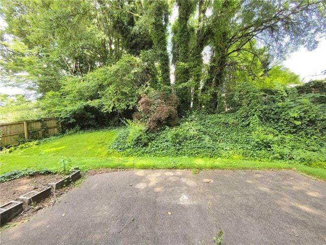 Building Photo - 873 Ashwood Walk