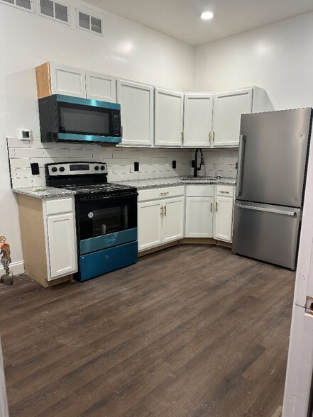 Building Photo - 2941 N 9th St