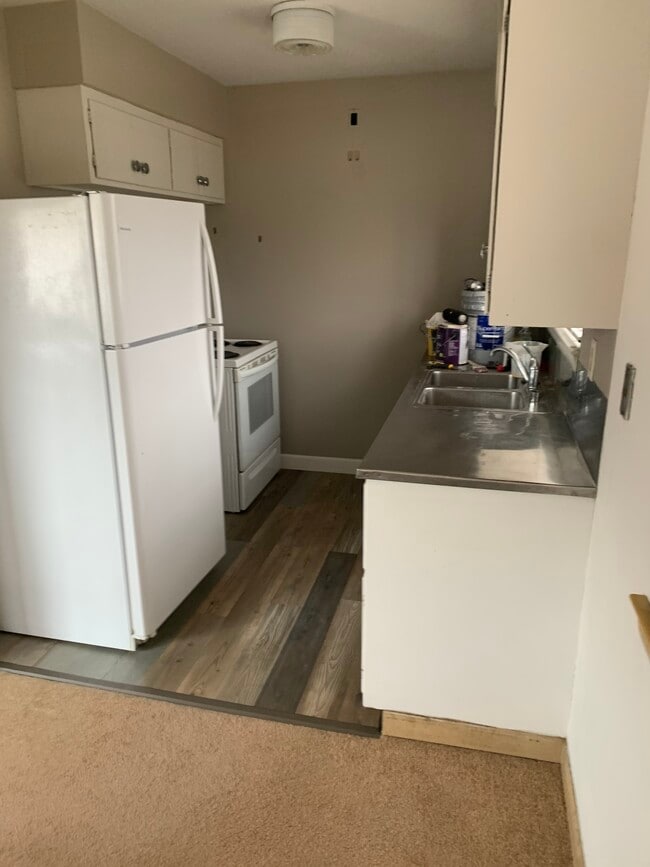 Building Photo - 1005 S Brooks St