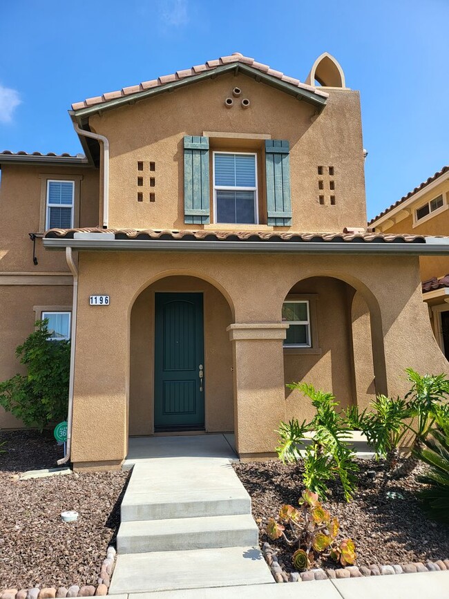 Building Photo - Otay Ranch 3 bedroom 2.5 bath 1917 sqft 2 ...