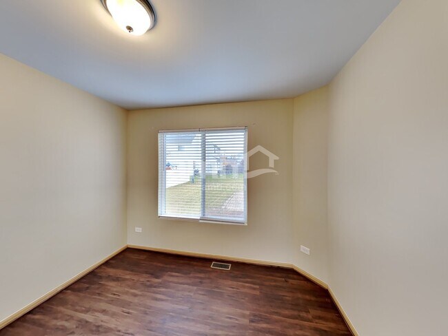 Building Photo - 3107 Arborsedge Dr