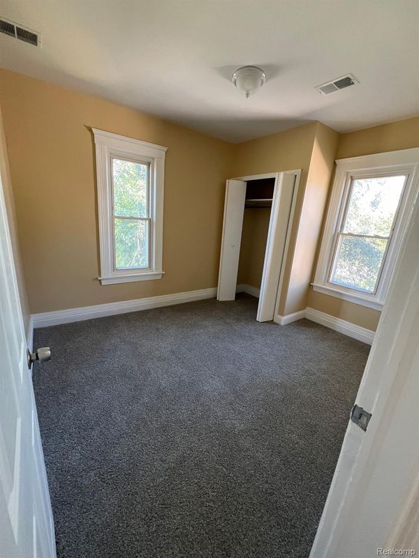 Building Photo - 4510 High St