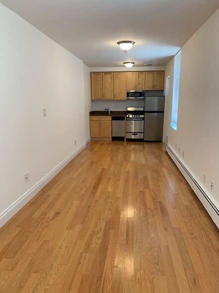 Building Photo - 3220 35th St