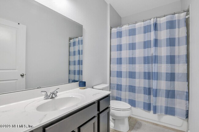 Building Photo - 268 Hutchinson Ln