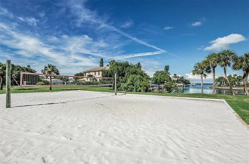 Building Photo - 5132 Beach Dr SE