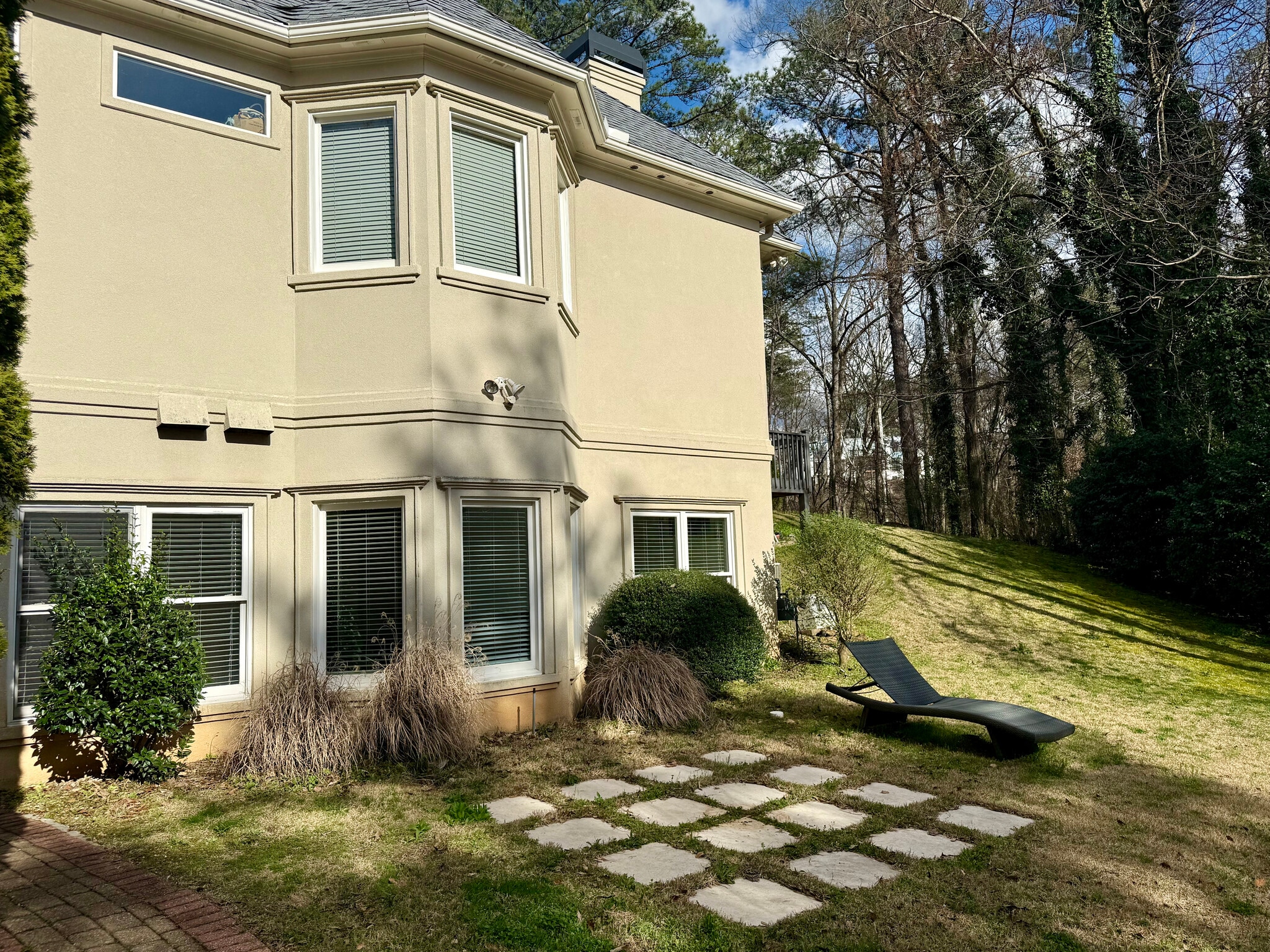 Building Photo - 3930 Paper Mill Rd SE