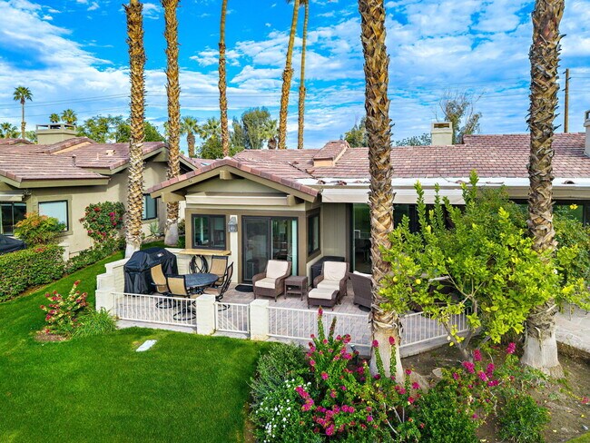 Building Photo - 321 Bouquet Canyon Dr