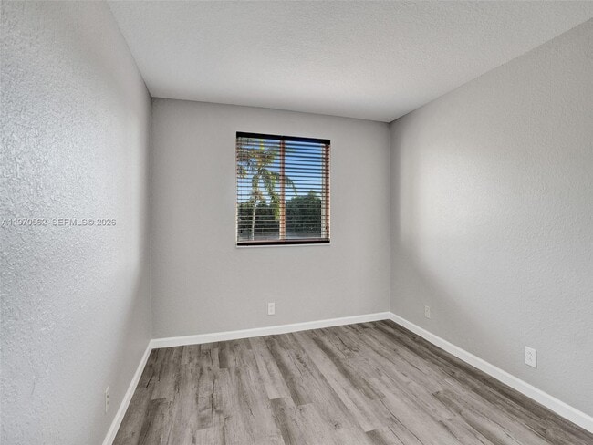 Building Photo - 488 Conservation Dr