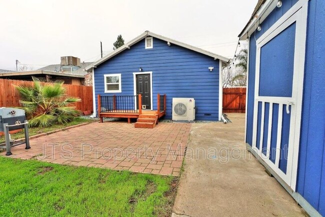 Building Photo - 3808 38th St