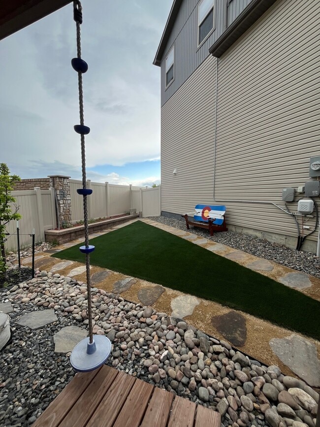 Building Photo - 9642 Timberlake Loop