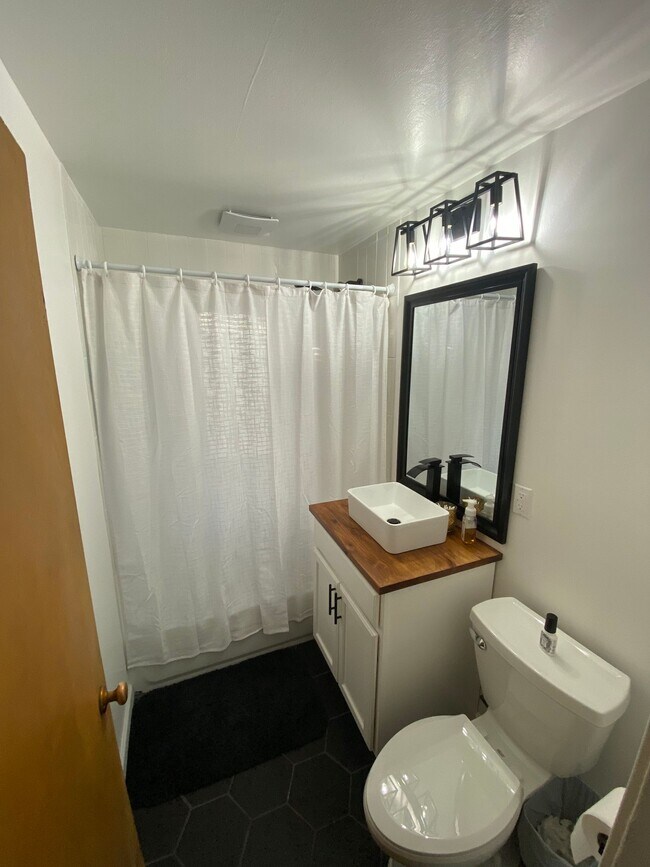 Main Floor Bathroom - 8434 Colfax Ave S