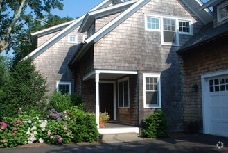 Building Photo - 29 McGuirk St