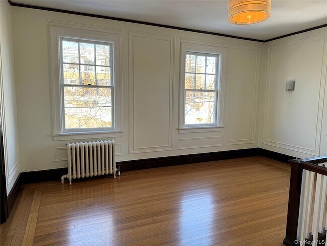 Building Photo - 330 Third Avenue Unit