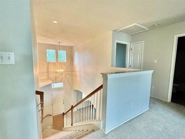 Building Photo - 18708 Dry Pond Dr