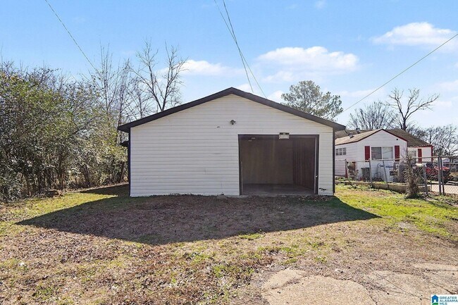 Building Photo - 1872 Princeton Ct SW