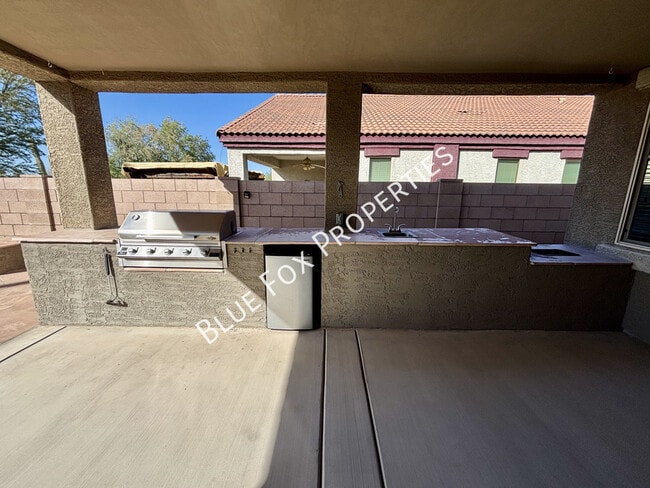 Building Photo - 9906 N Niobrara Way