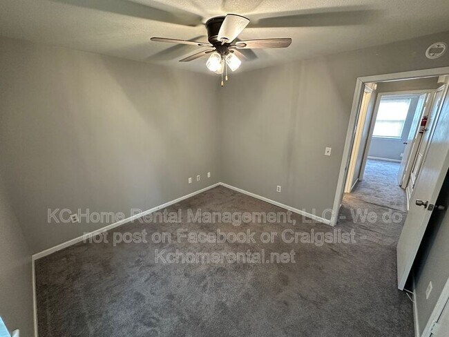 Building Photo - 211 Barr Rd