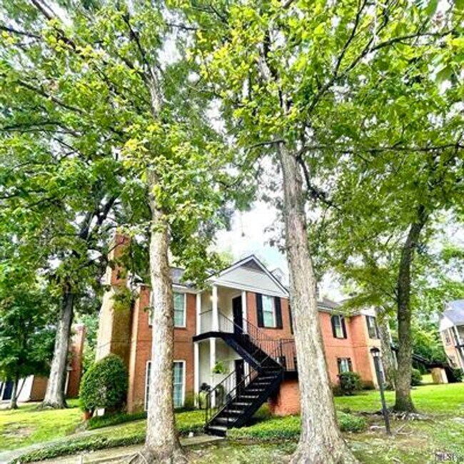 Building Photo - Jefferson Place Condominiums